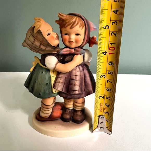 Vintage Goebel Hummel Figurine “Telling Her Secret” #196/0 - 1948 - 5” - Picture 6 of 7
